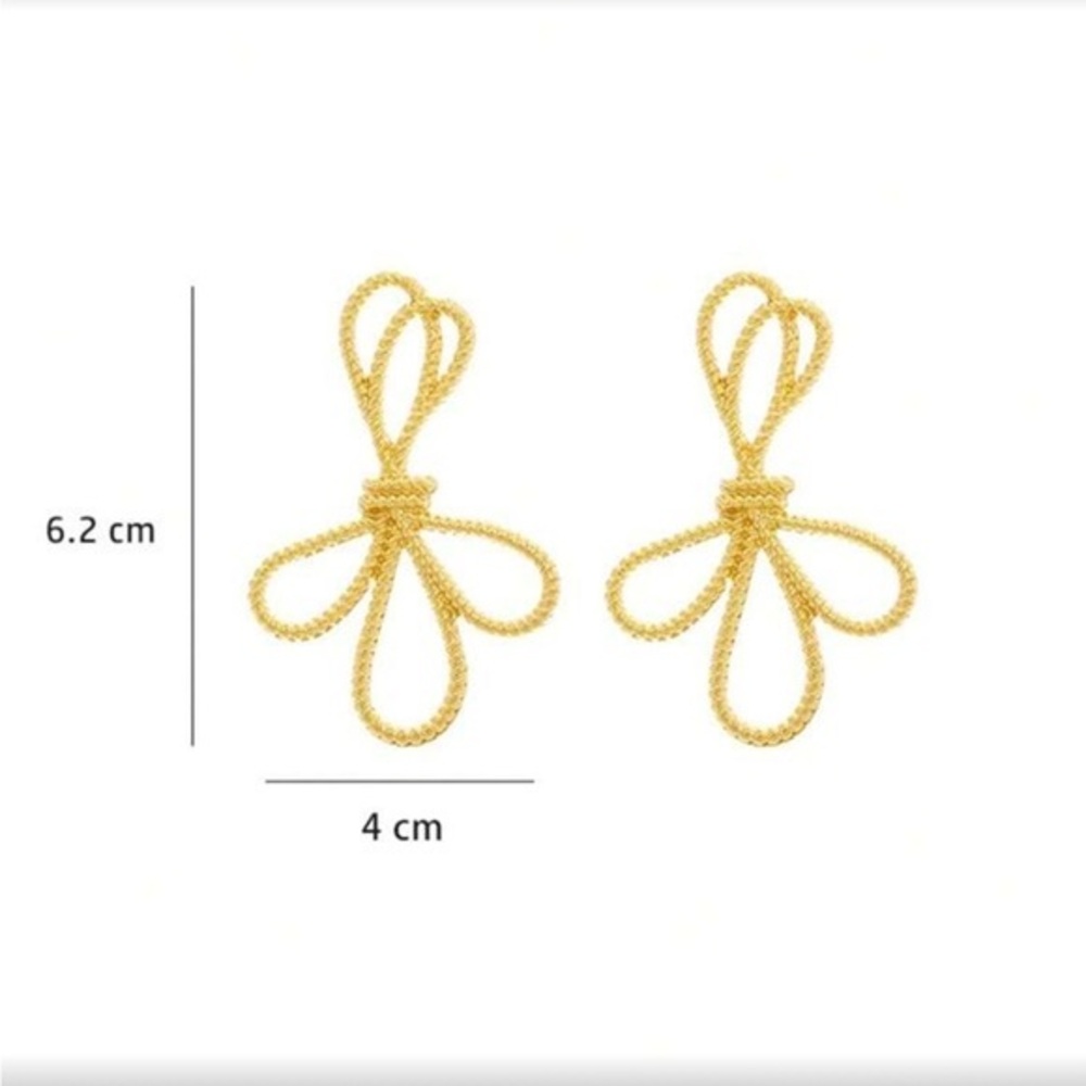 ✨NEW Elegant Antique Gold Knot Earrings